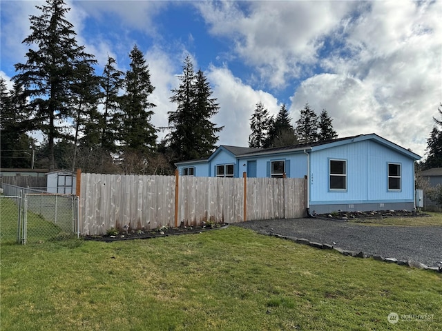 exterior space with a front yard