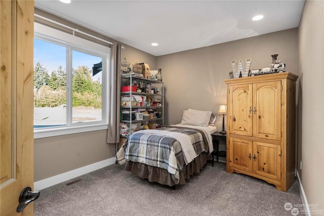 bedroom with carpet