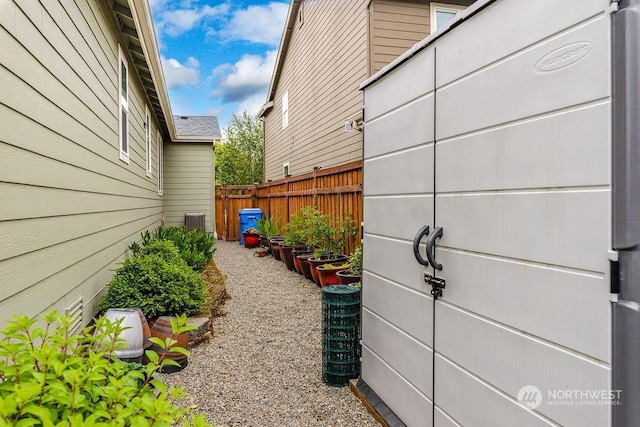 view of yard featuring cooling unit