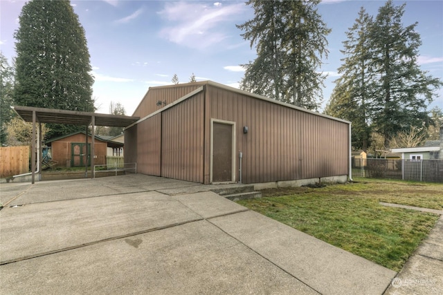 view of outdoor structure with a yard