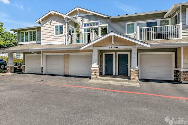 view of front of house with a garage