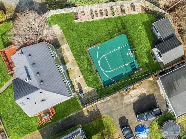 birds eye view of property