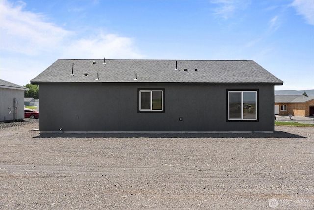204 Cherry St, Mattawa, WA 99349 - rear view of property with roof with shingles