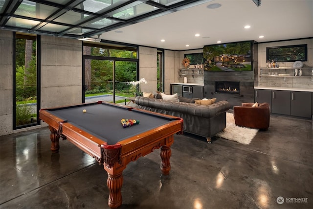 game room featuring billiards