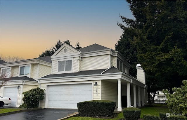 view of front facade featuring a garage