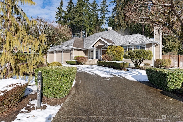 view of front facade featuring a garage