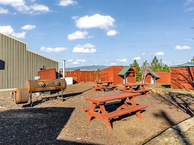 view of yard with a mountain view