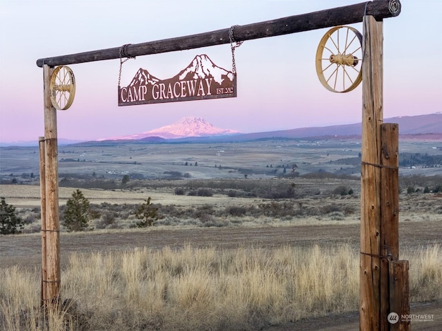 property view of mountains featuring a rural view