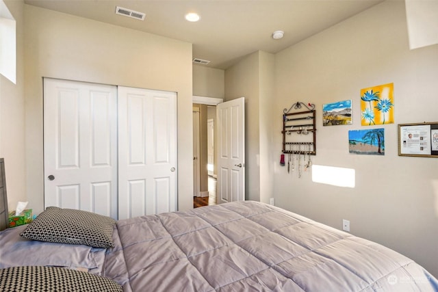 bedroom featuring a closet