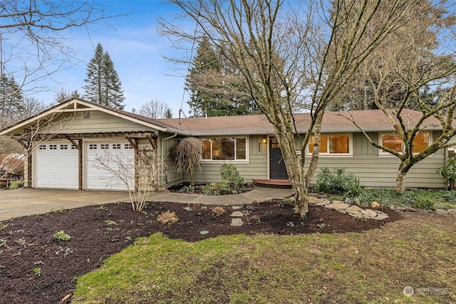 single story home featuring a garage