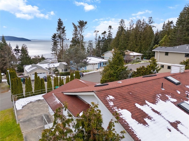 bird's eye view featuring a water view