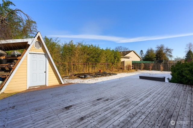 view of wooden deck