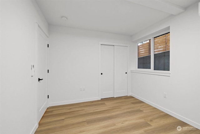 empty room featuring light hardwood / wood-style flooring