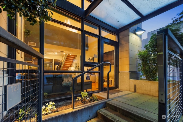 2911 2nd Ave Unit 120, Seattle, WA 98121 - exterior space