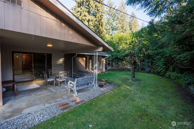 view of yard with a patio area