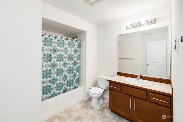 20411 90th Pl S, Kent, WA 98031 - full bathroom featuring vanity, toilet, and shower / tub combo with curtain