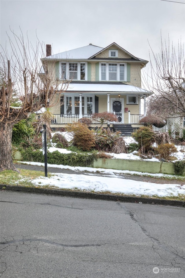 view of front of home with covered porch