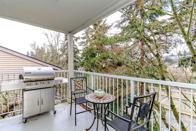 balcony with area for grilling