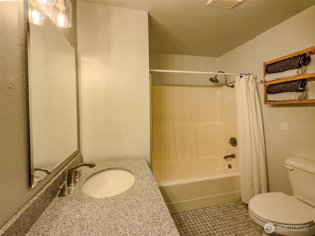 full bathroom with shower / tub combo with curtain, sink, tile patterned flooring, and toilet