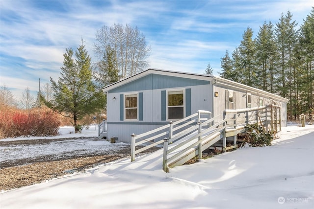 view of manufactured / mobile home