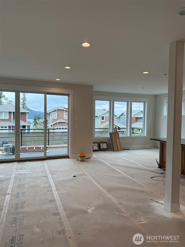 3910 W 3rd St, Anacortes, WA 98221 - unfurnished room featuring baseboards and recessed lighting