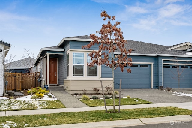 view of front facade featuring a garage