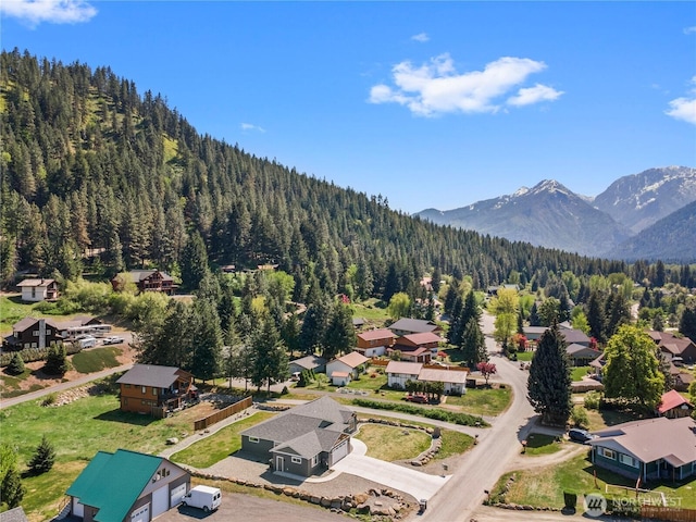 9783 Dye Rd, Leavenworth, WA 98826 - bird's eye view featuring a residential view, a mountain view, and a wooded view