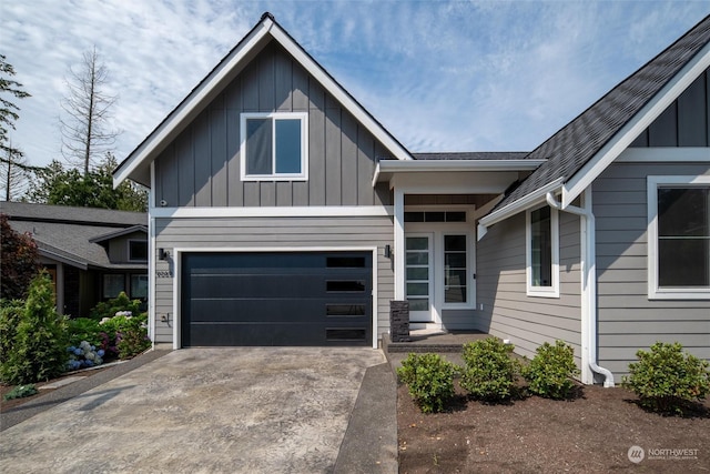 view of front of house featuring a garage