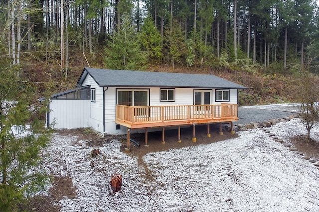 view of front of property featuring a deck