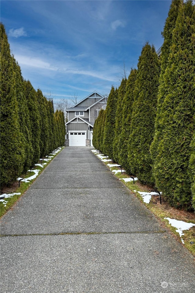 view of front facade