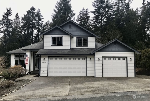 view of front of property featuring a garage