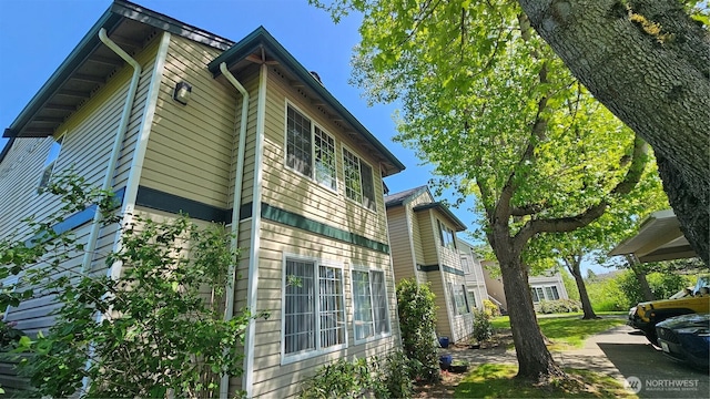 617 W Horton Way Unit 207, Bellingham, WA 98226 - view of side of home