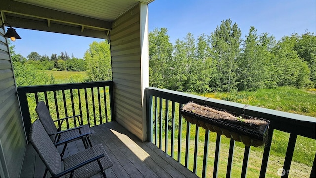 617 W Horton Way Unit 207, Bellingham, WA 98226 - view of wooden terrace