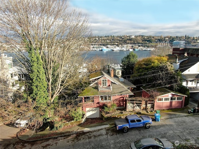 bird's eye view with a water view