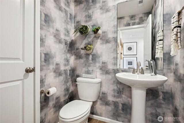 287 Wind River Ct, Chehalis, WA 98532 - bathroom with visible vents and toilet