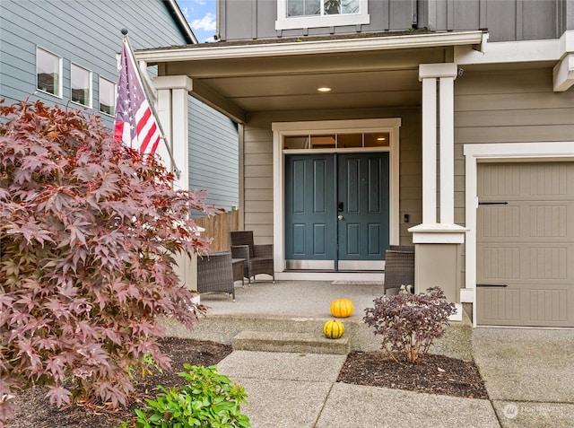 entrance to property with covered porch