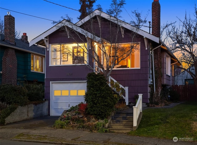 view of front facade featuring a garage