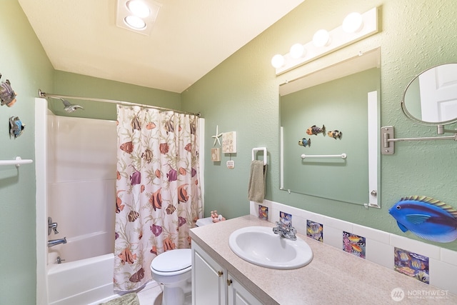 32208 G St, Ocean Park, WA 98640 - full bathroom featuring vanity, shower / bath combo, and toilet
