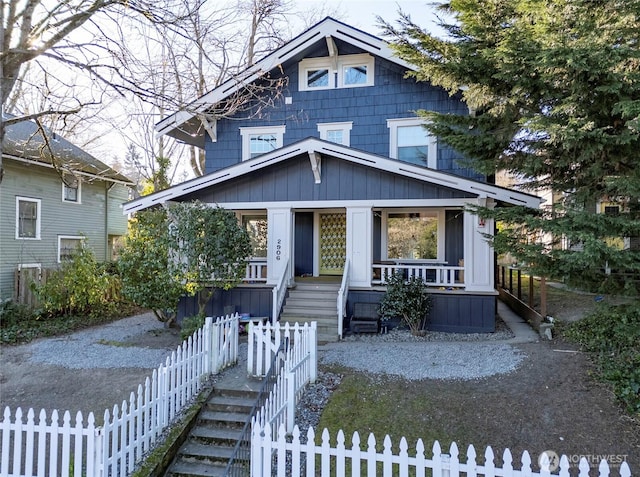 view of front of house featuring covered porch