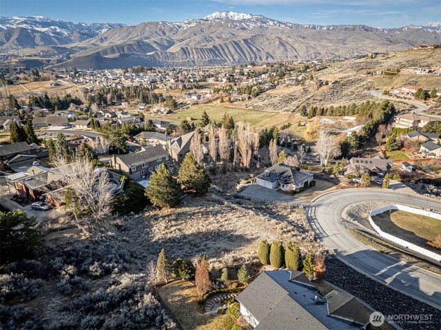 155 Stoneybrook Ln, Wenatchee, WA 98801
