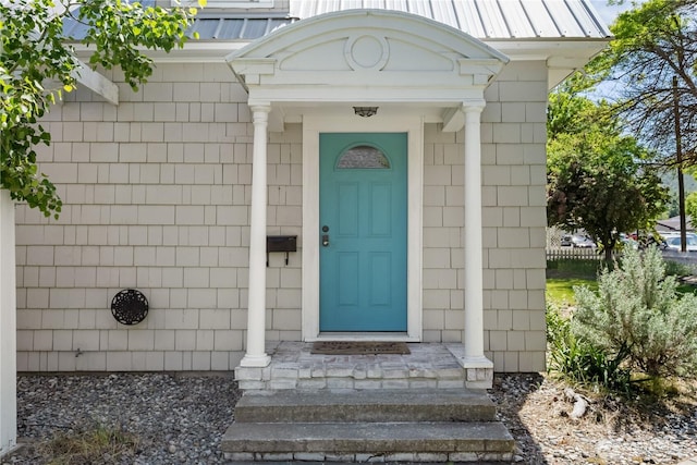 205 S Division, Cashmere, WA 98815 - entrance to property with metal roof