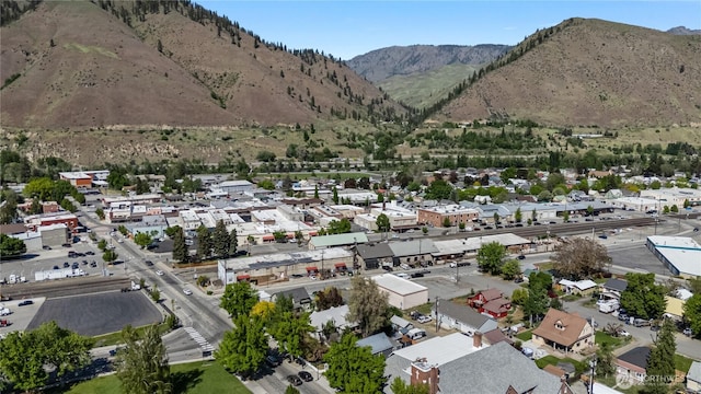 205 S Division, Cashmere, WA 98815 - view of mountain backdrop featuring nearby suburban area