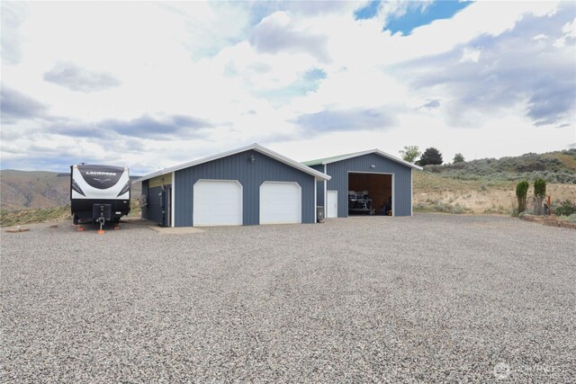 view of detached garage