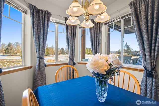 dining room featuring an inviting chandelier