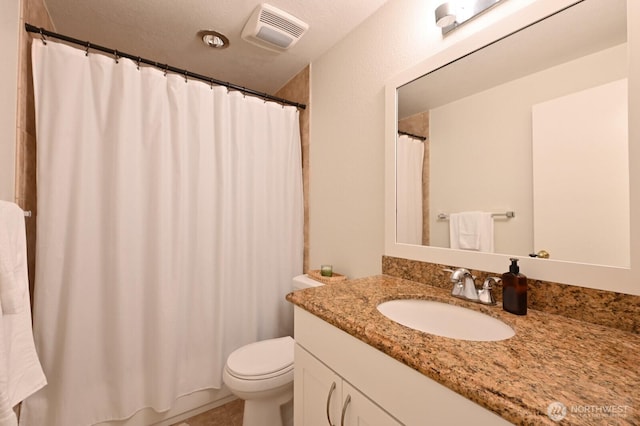 220 SW 200th St Unit 186, Normandy Park, WA 98166 - full bathroom with vanity, a shower with curtain, and tile patterned flooring