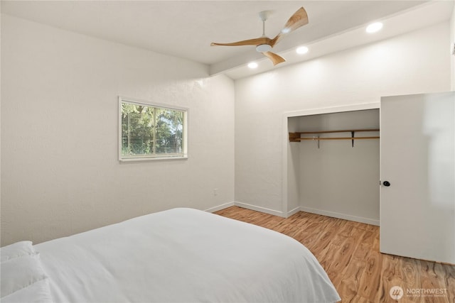 1508 Hoquiam Ln S, Westport, WA 98595 - bedroom featuring light hardwood / wood-style floors, a closet, and ceiling fan