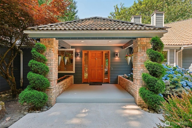 view of property entrance