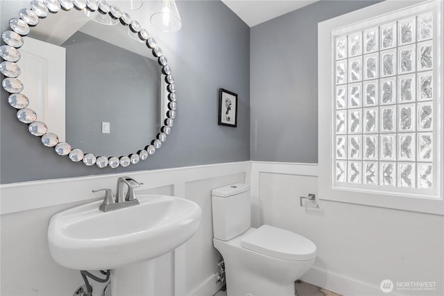 bathroom with sink and toilet