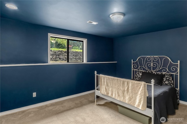 bedroom featuring carpet floors