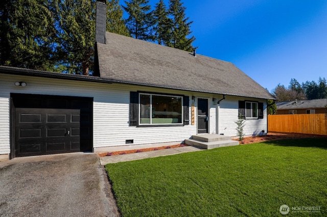 view of front of home featuring driveway, a garage, crawl space, fence, and a front lawn